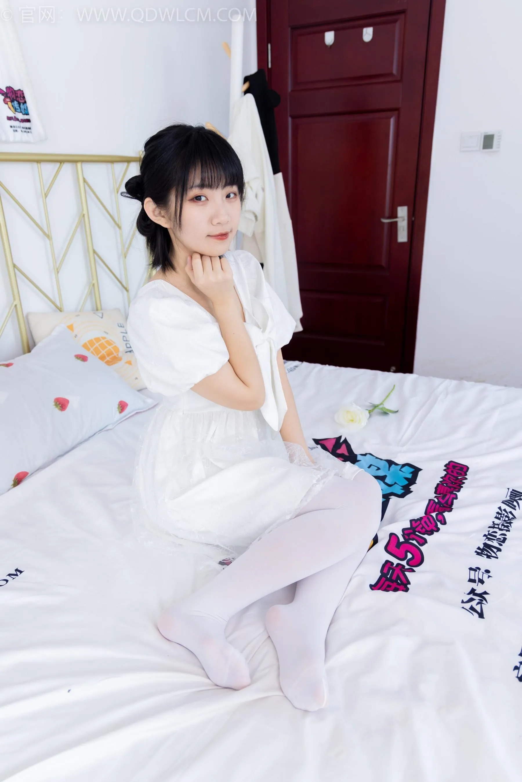 物恋传媒 NO.1581 暗月-纯白茉莉 [151P]插图5